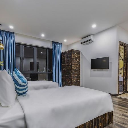 Caprice Hotel Danang Экстерьер фото